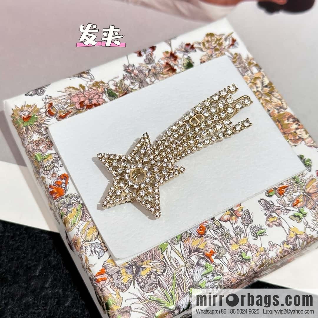 New ☑️ DIOR Dior full diamond pentagram comet hairpin hairpin