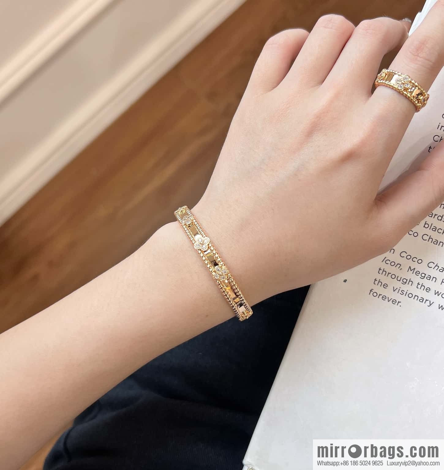 ❗️New ❗️ ☀️ Van Cleef & Arpels PERLEE collection Perlee sweet clovers kaleidoscope four-leaf clover bracelet ☀️
