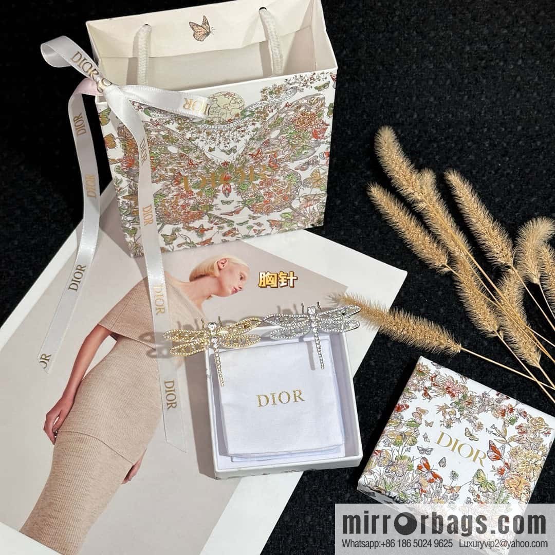 New ☑️ DIOR Dragonfly Brooch
