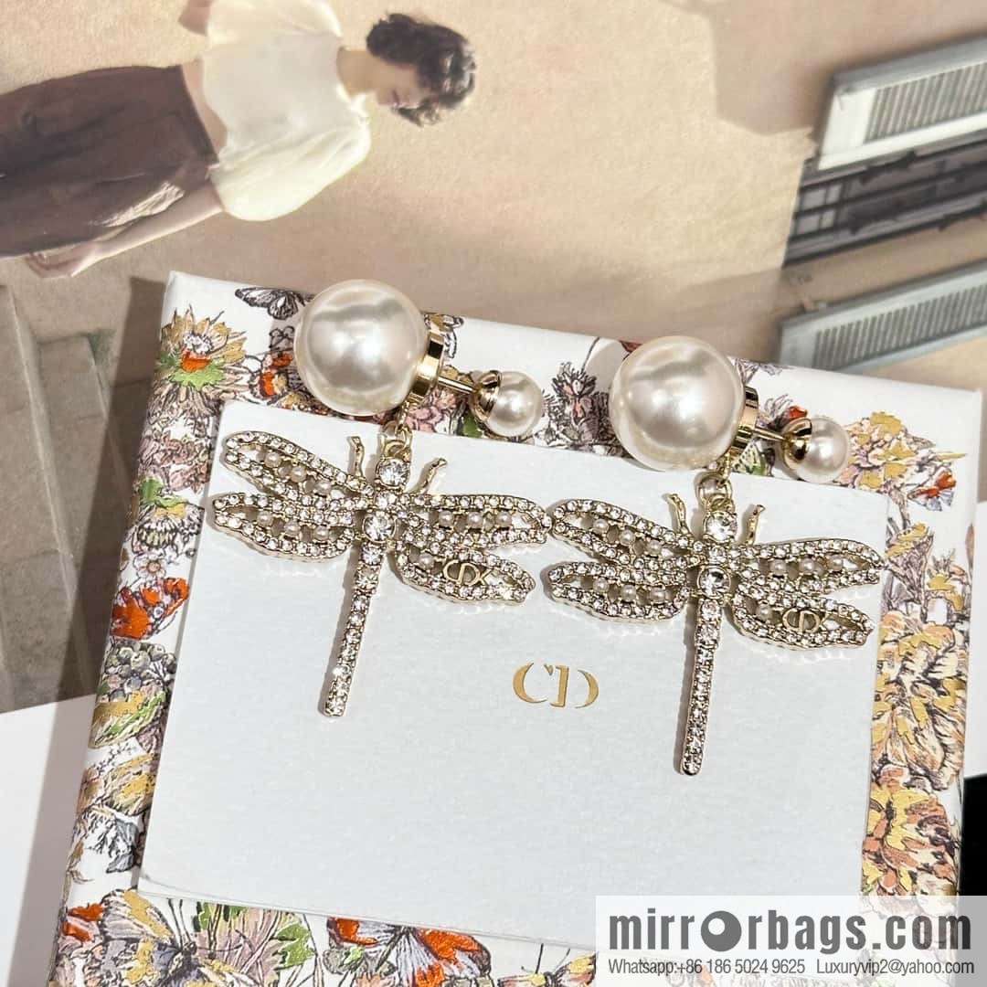New ☑️ DIOR Dior size pearl dragonfly stud earrings