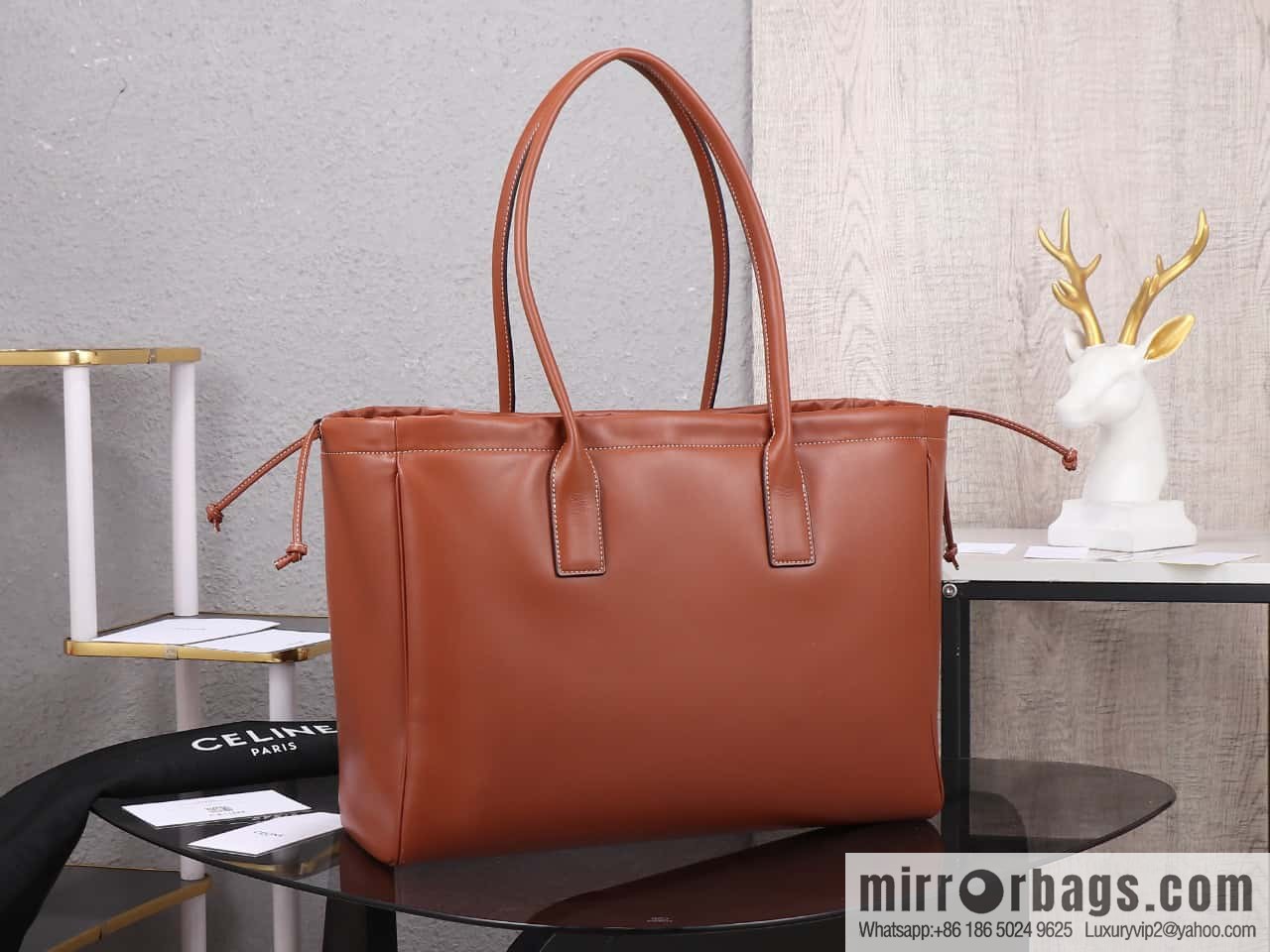 [Premium quality, original leather] CELINE | CABAS TRIOMPHE smooth cow leather (fabric) drawstring bag No.: 199973DU3.04LU