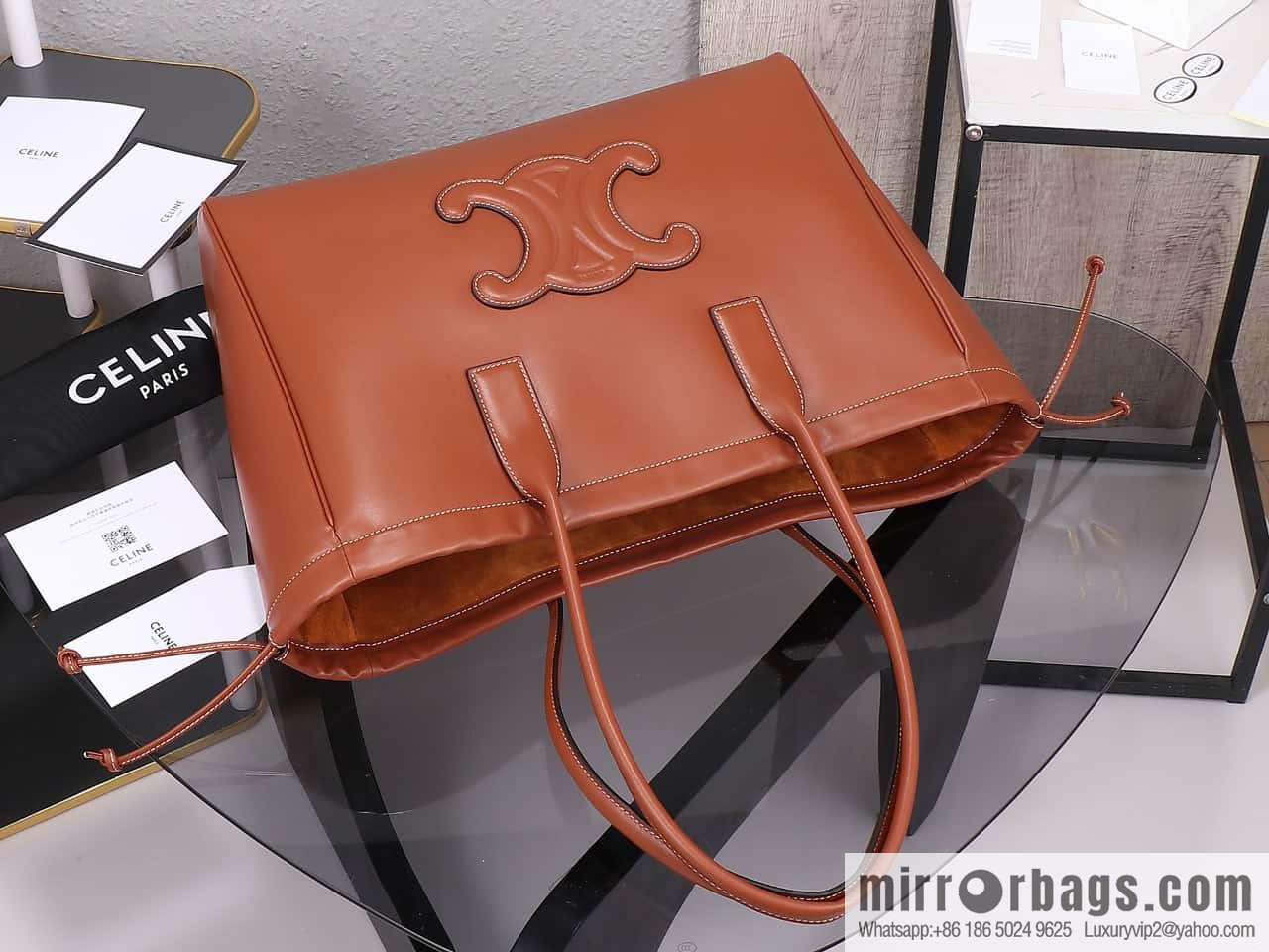 [Premium quality, original leather] CELINE | CABAS TRIOMPHE smooth cow leather (fabric) drawstring bag No.: 199973DU3.04LU