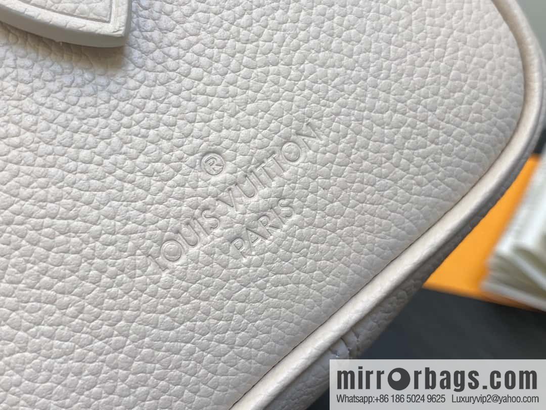 [Original single boutique] M46397 blueberry milk, full leather speedy pillow bag series Speedy Bandoulière 20 handbag