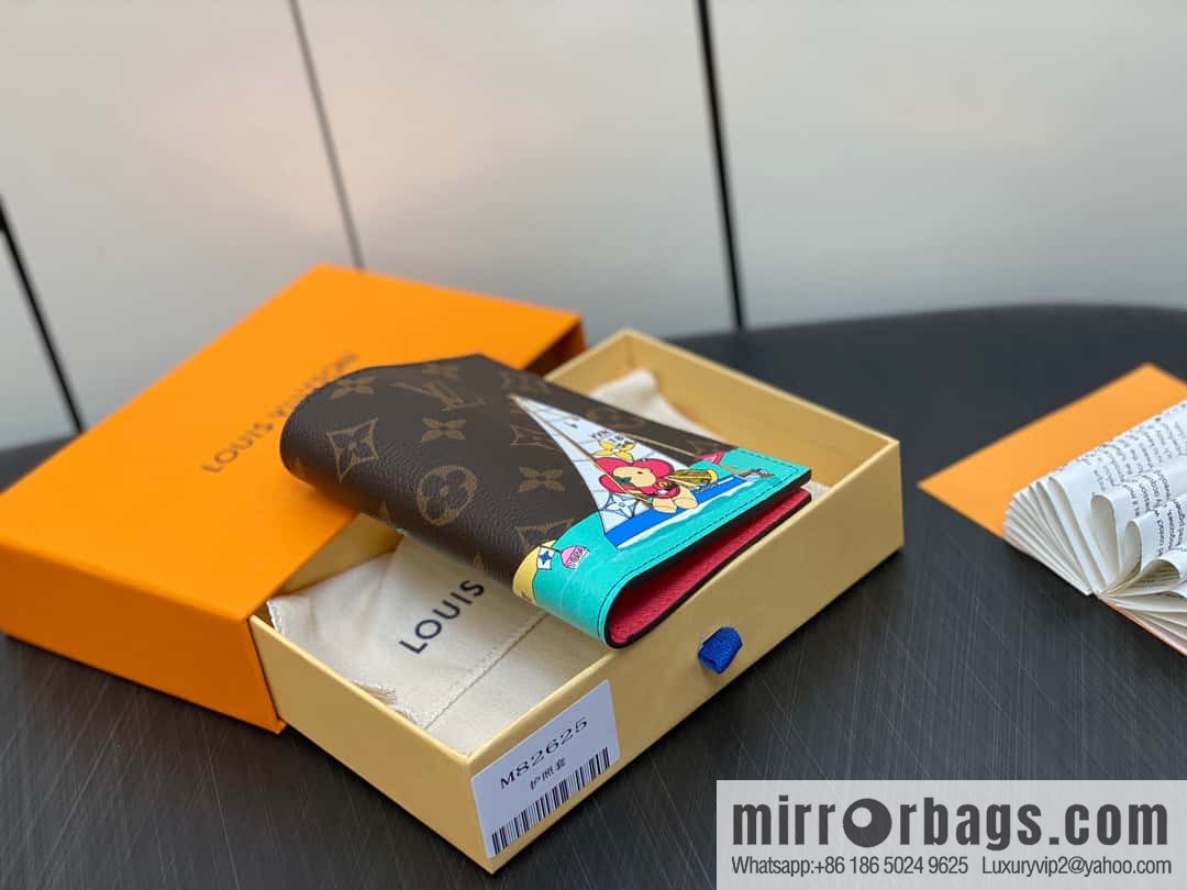 [Original order boutique] M82625 Christmas model, new autumn and winter model, passport cover