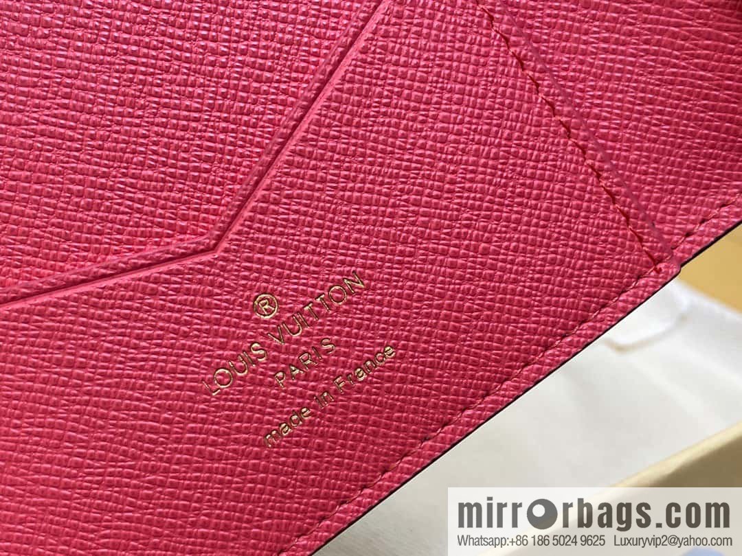 [Original order boutique] M82625 Christmas model, new autumn and winter model, passport cover