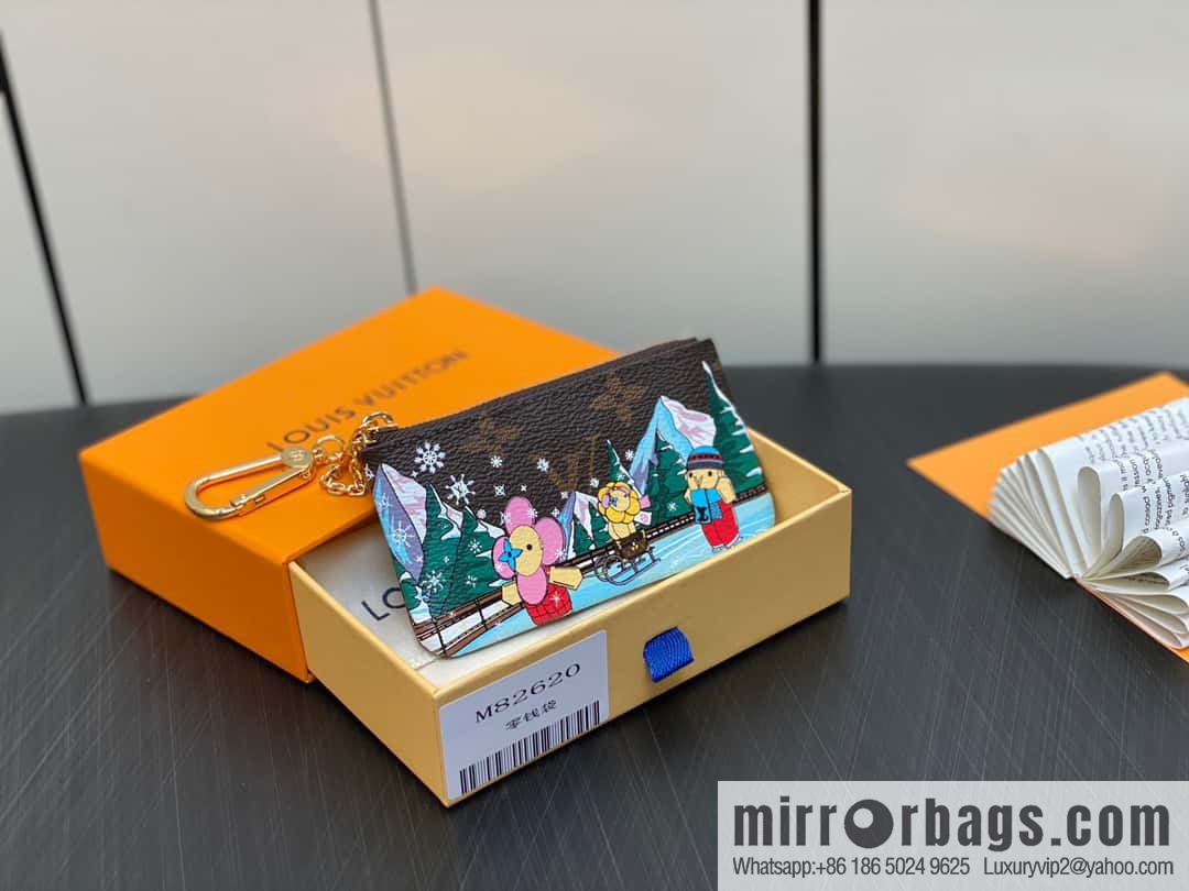 [Original order boutique] M82620 Christmas model, key bag wallet series, key bag 2023 Christmas M62650 82620 silk screen