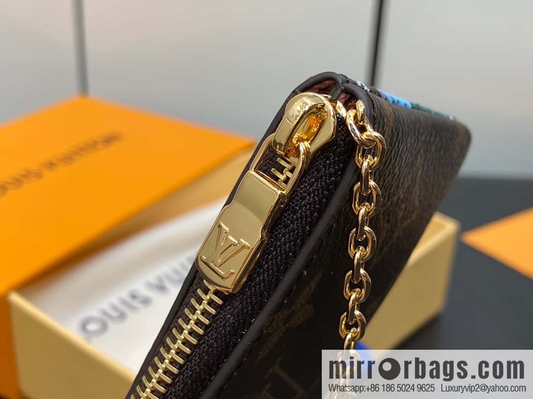 [Original order boutique] M82620 Christmas model, key bag wallet series, key bag 2023 Christmas M62650 82620 silk screen