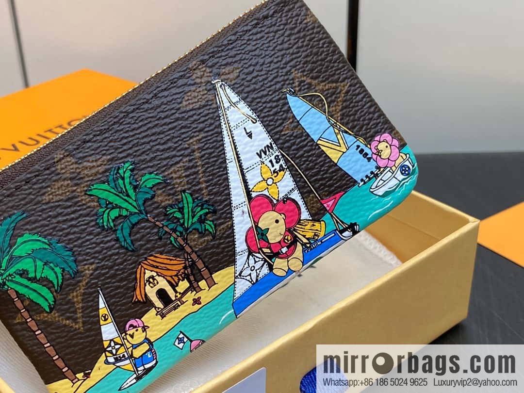 [Original order boutique] M82615 Christmas model, key bag wallet series, key bag 2023 Christmas M62650 82620 silk screen key bag