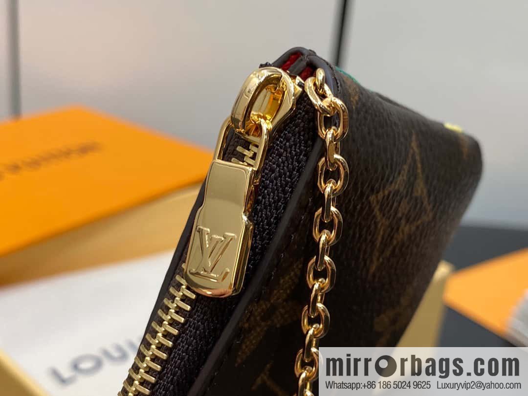 [Original order boutique] M82615 Christmas model, key bag wallet series, key bag 2023 Christmas M62650 82620 silk screen key bag