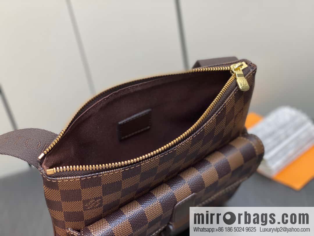 [Original order boutique] N51127 coffee grid, medieval men's bag messenger bag series