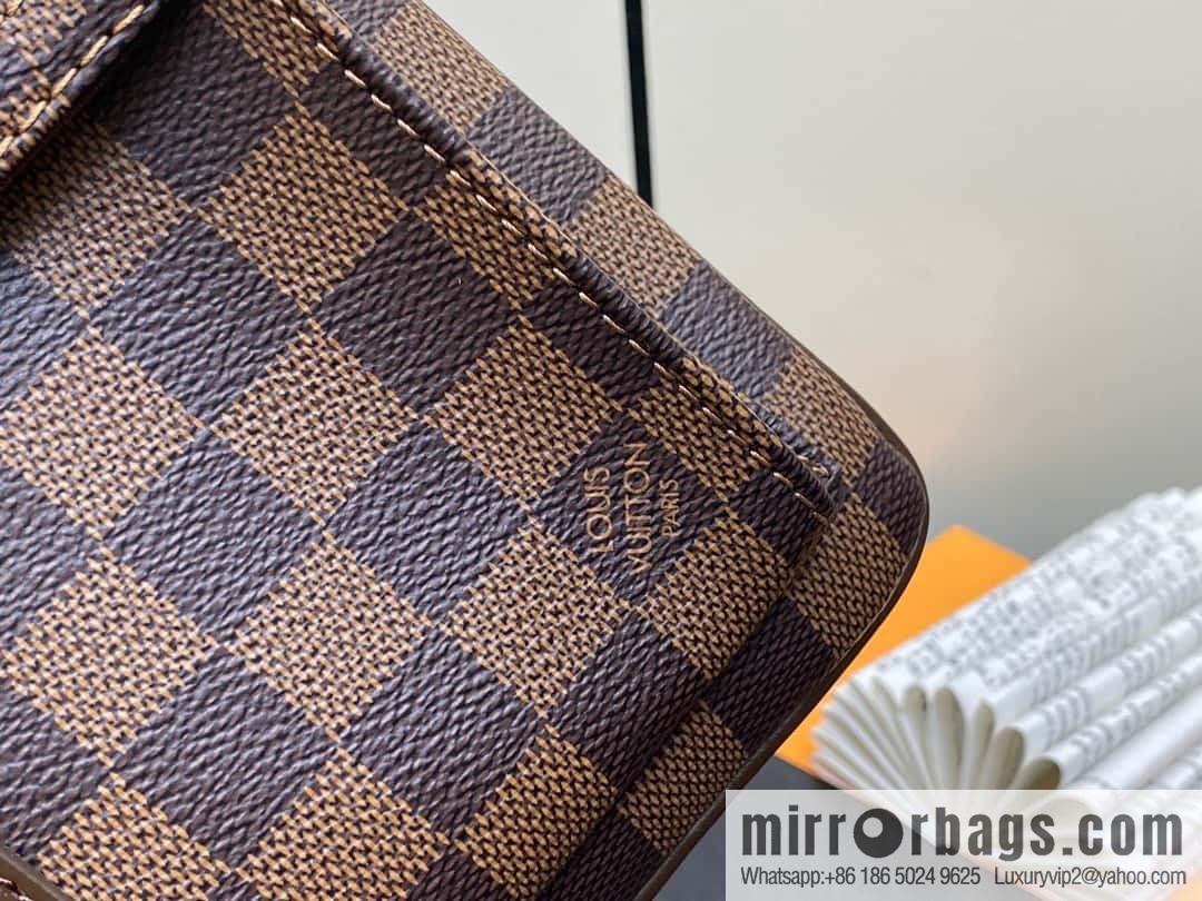 [Original order boutique] N51127 coffee grid, medieval men's bag messenger bag series