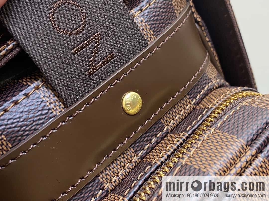 [Original order boutique] N51126 coffee grid, medieval men's bag messenger bag series, medieval camera bag