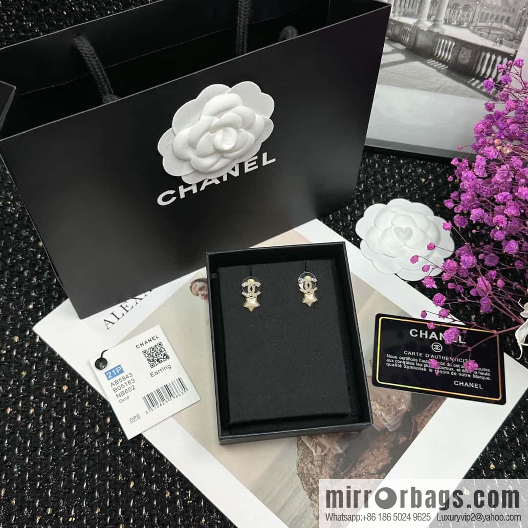 ☀️New ☑️ Chanel C2 double c pentagram ⭐ star stud earrings ☀️