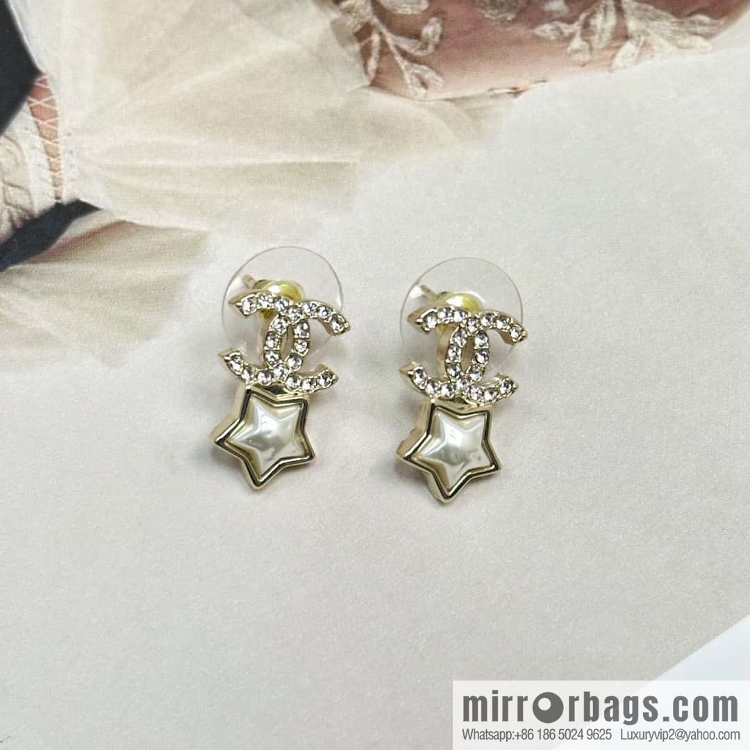☀️New ☑️ Chanel C2 double c pentagram ⭐ star stud earrings ☀️