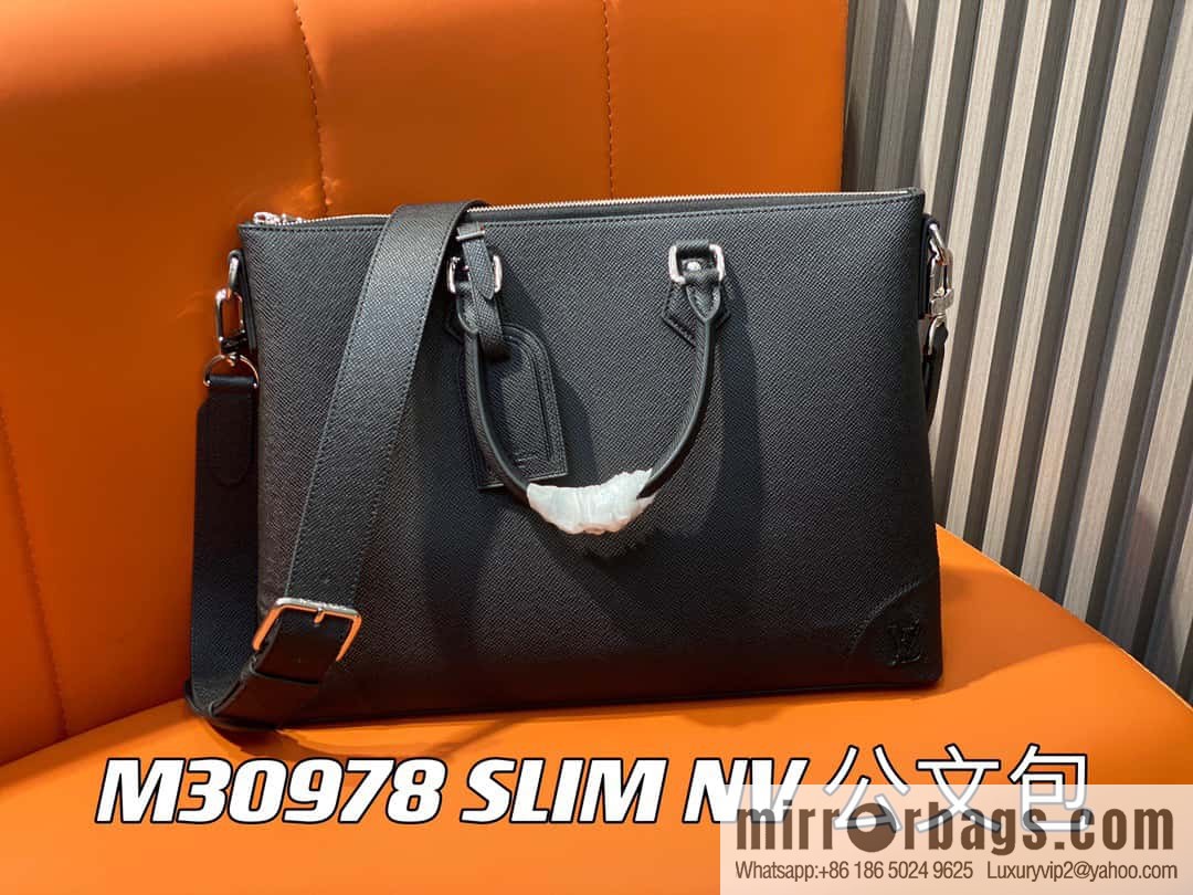 [Original order boutique] M30978 black full leather cross pattern briefcase series SLIM NV briefcase