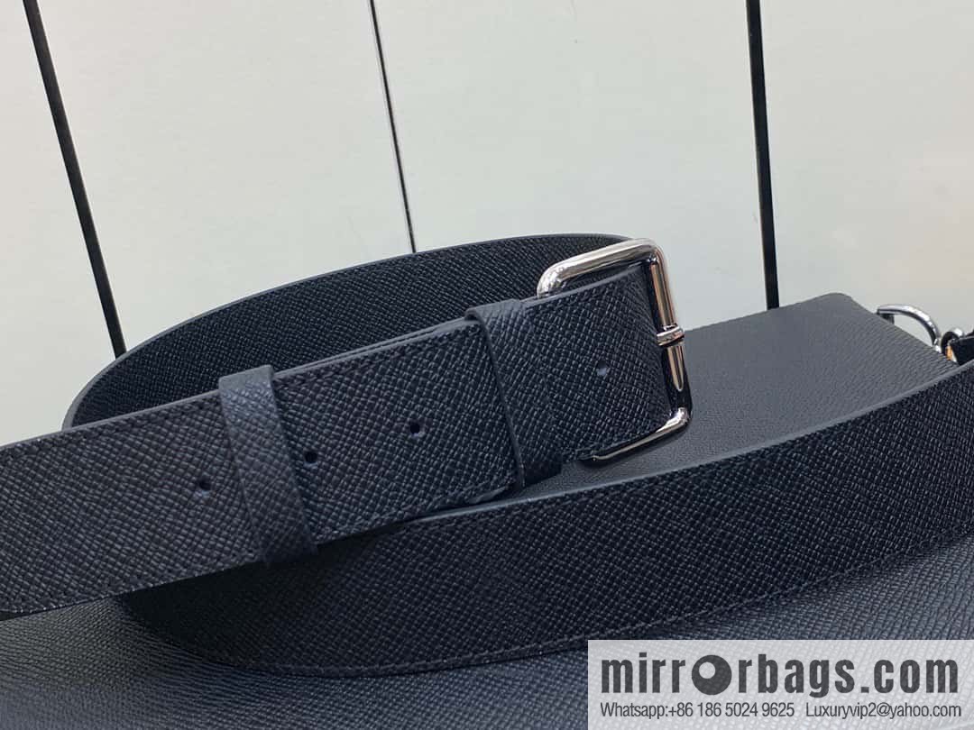 [Original order boutique] M30978 black full leather cross pattern briefcase series SLIM NV briefcase