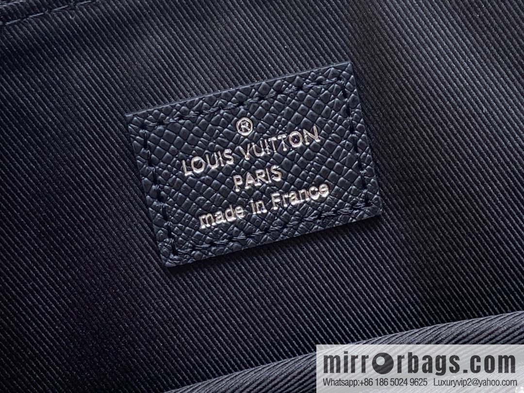 [Original order boutique] M30978 black full leather cross pattern briefcase series SLIM NV briefcase