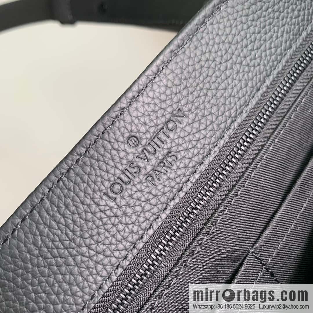 M22481 black Tote Aerogram handbag