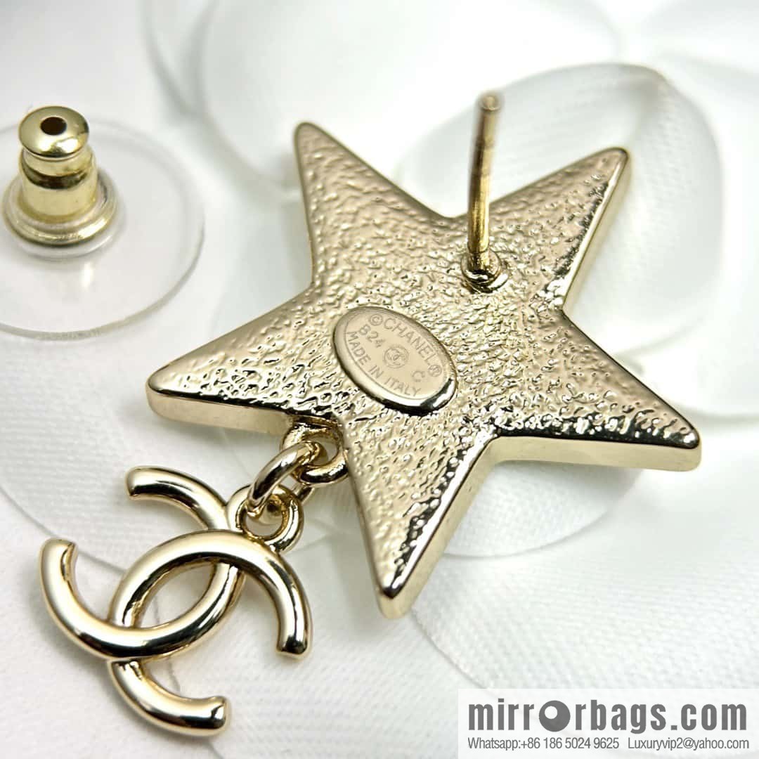 ☀️New ☑️ Chanel C2 double c pentagram ⭐ star stud earrings ☀️