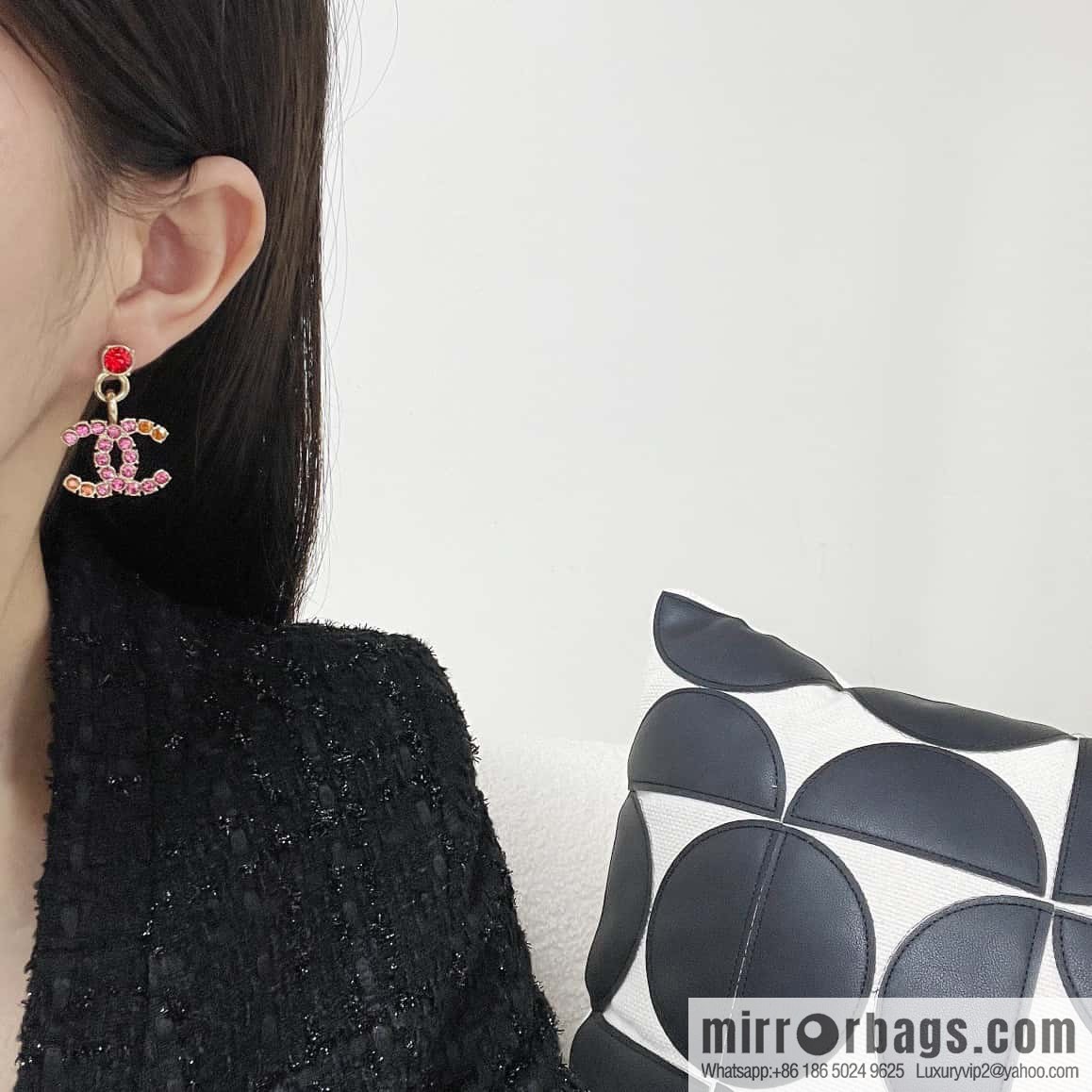 ☀️New ☑️ Chanel C2 double c pink diamond stud earrings ☀️