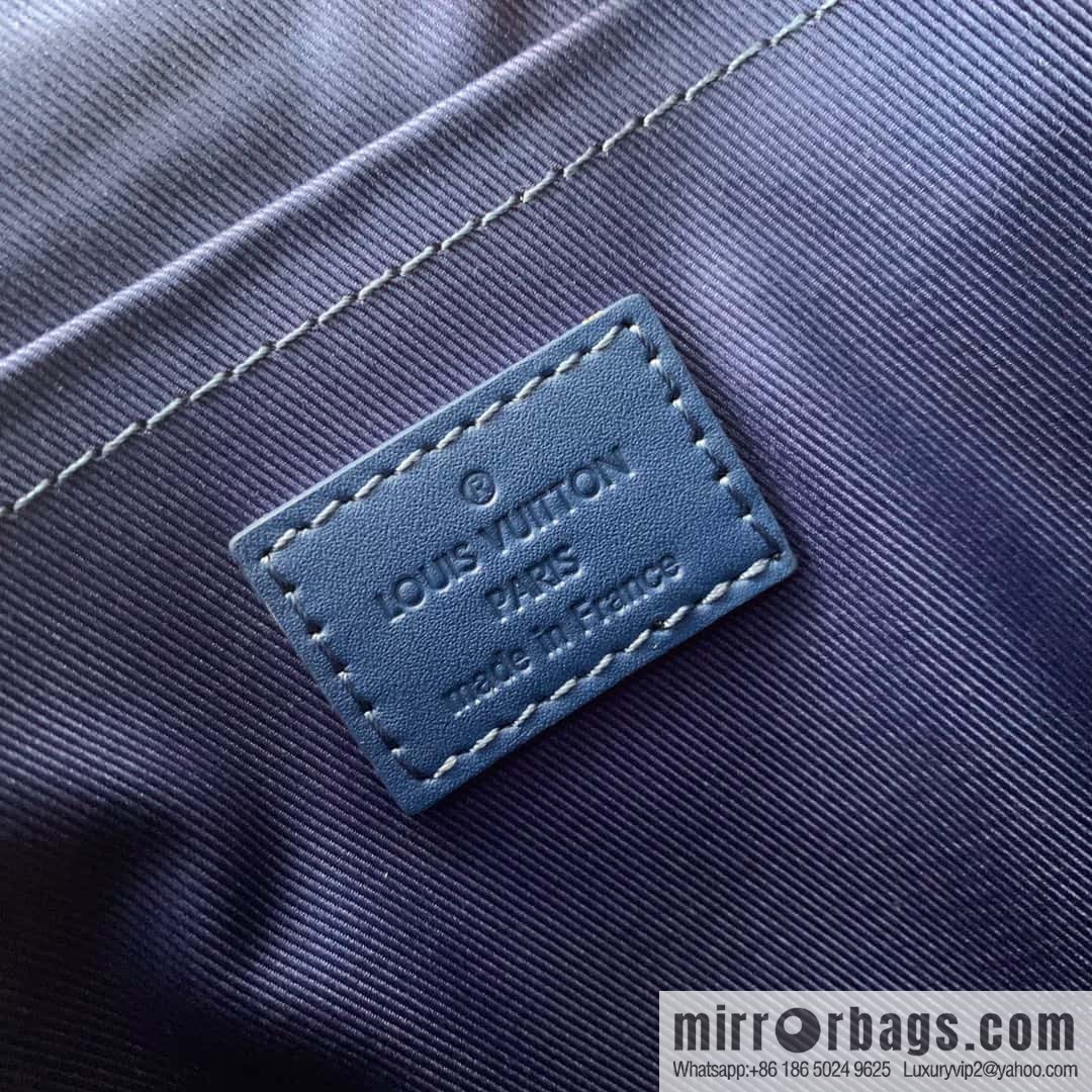 M46453 blue full leather mini men's bag series, as a compact version of the Sac Plat series