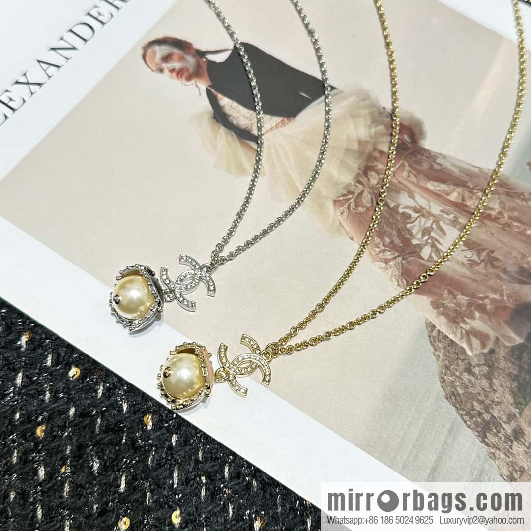 ☀️New ☑️ Chanel full diamond double c drop oil pearl necklace ☀️