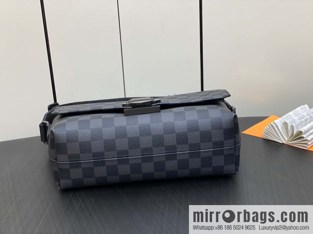[Original order boutique] M46794 Haige, men's bag messenger bag series S-Cape messenger bag