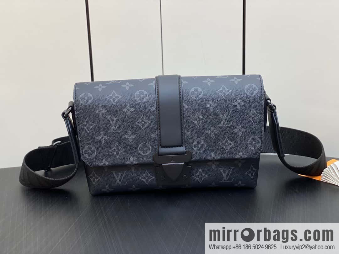 [Original order boutique] M46794 black flower, men's bag messenger bag series S-Cape messenger bag