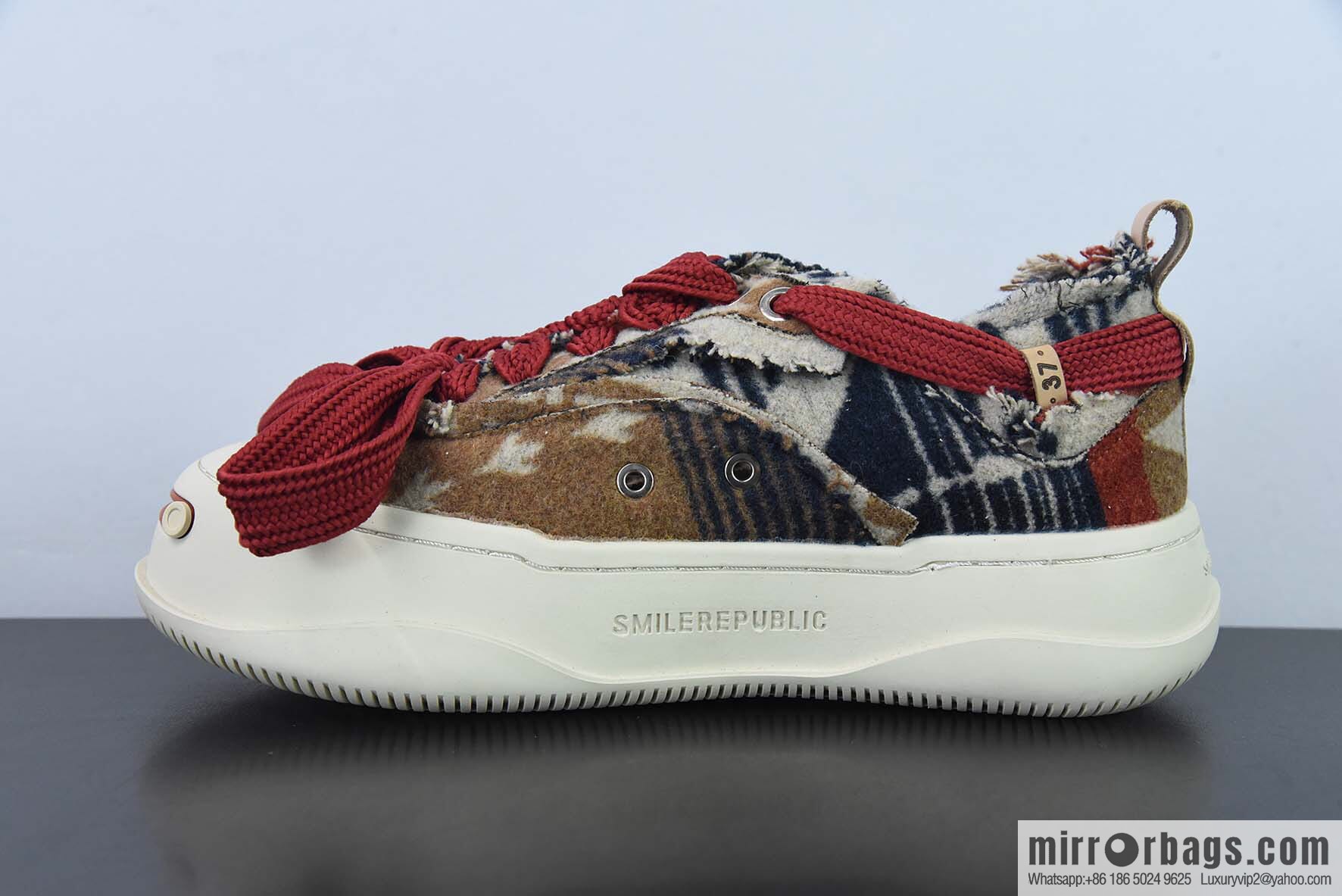 SMILEREPUBLIC Canvas Sneakers Low muffin thick bottom heightened low top anti-lace beggar wind canvas sneakers