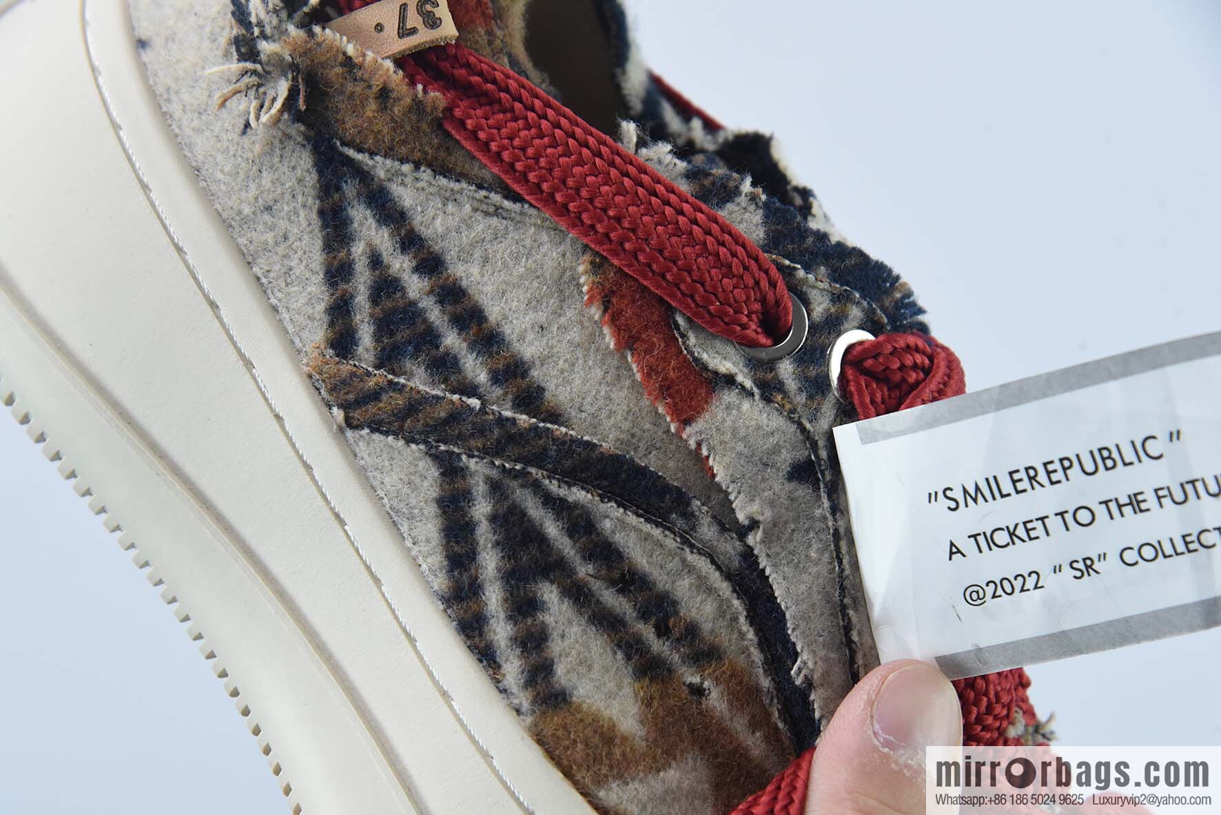 SMILEREPUBLIC Canvas Sneakers Low muffin thick bottom heightened low top anti-lace beggar wind canvas sneakers