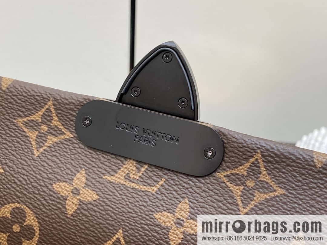 [Original single boutique] M46794 monogram men's bag messenger bag series S-Cape messenger bag