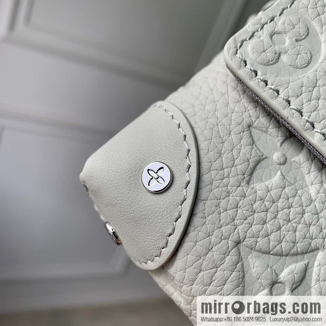 M82571 Steamer mini handbag