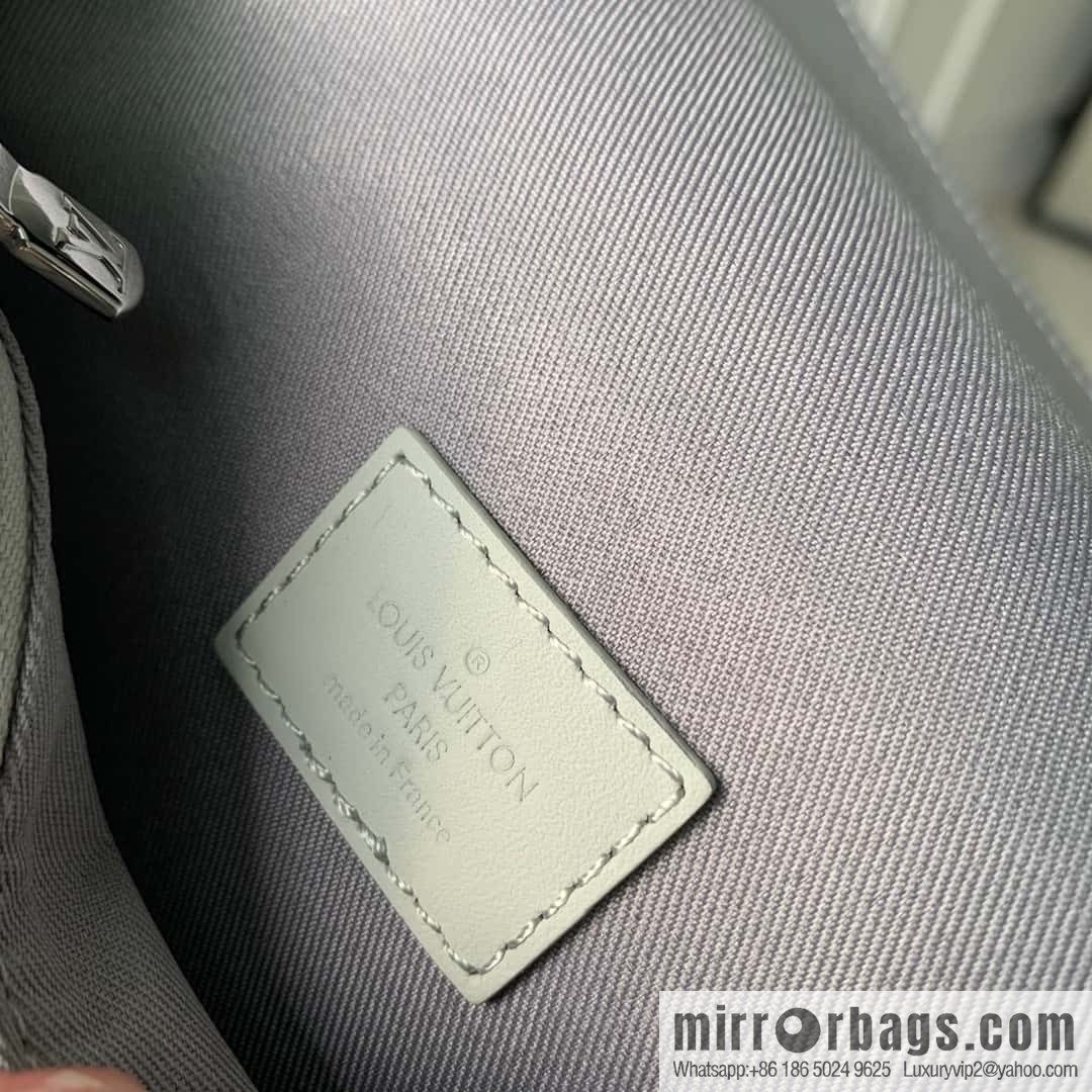 M82571 Steamer mini handbag