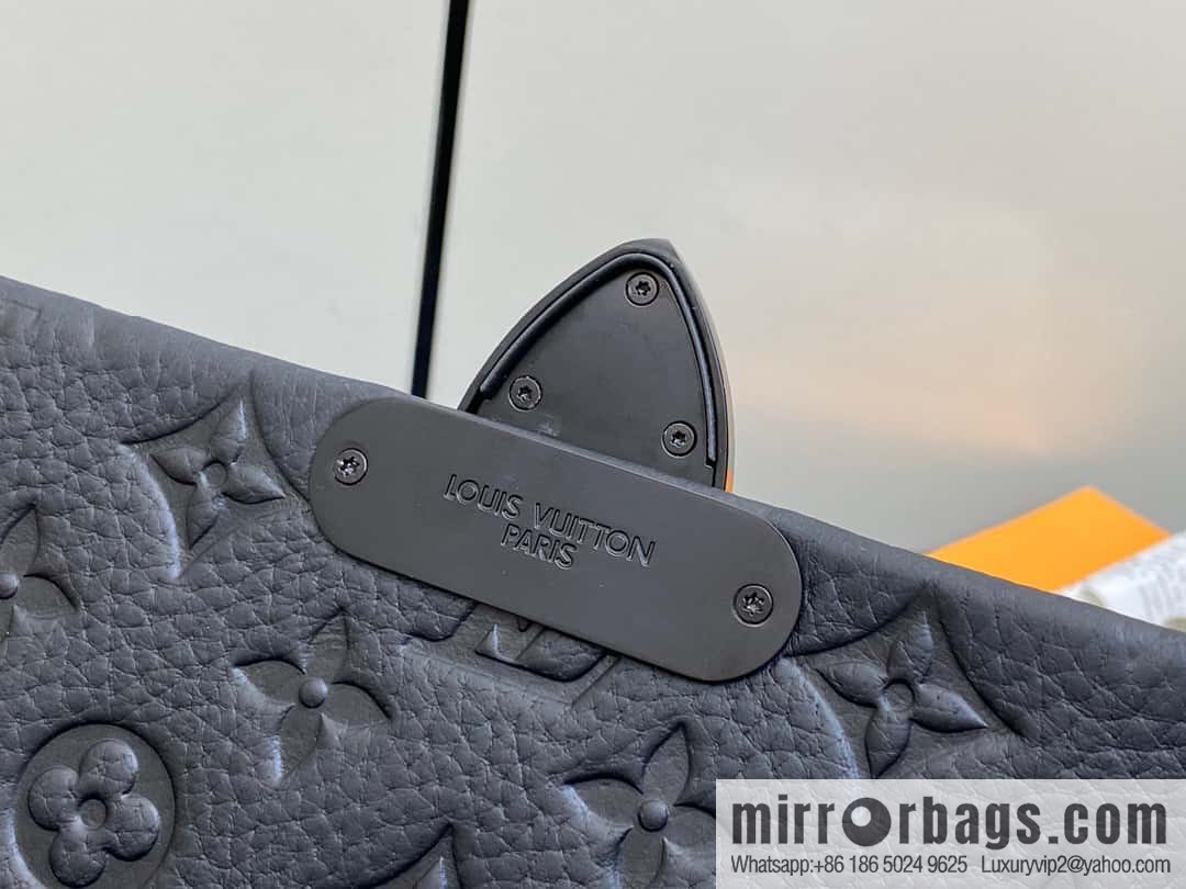 [Original single boutique] M23471 black full leather men's bag messenger bag series S-Cape messenger bag