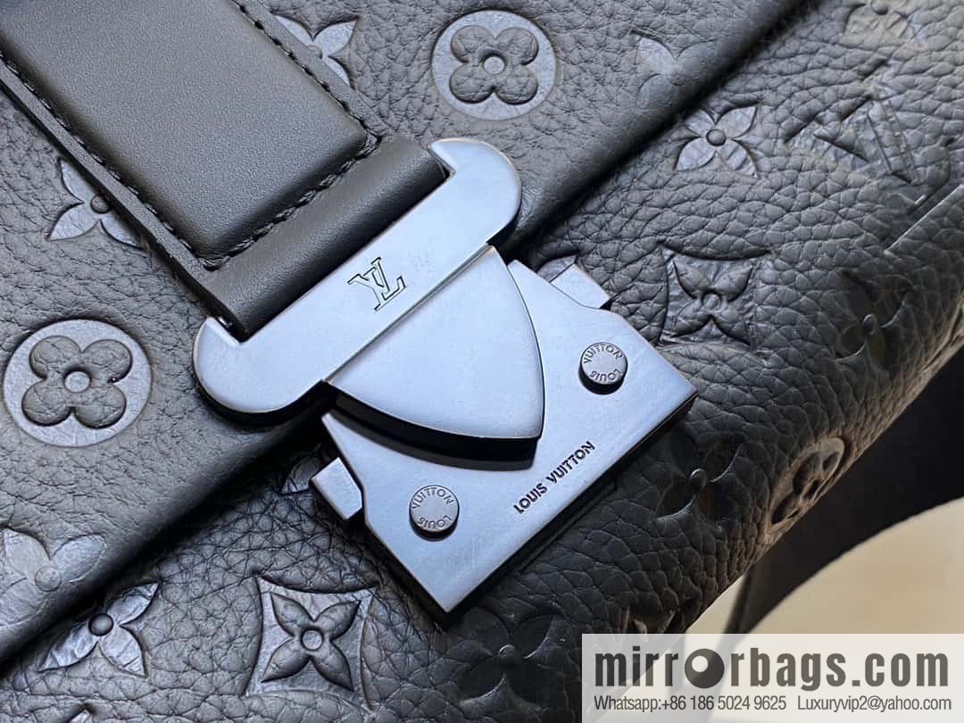 [Original single boutique] M23471 black full leather men's bag messenger bag series S-Cape messenger bag