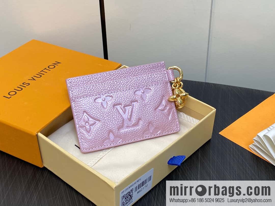 [Original order boutique] M82132 pearlescent powder full leather M82739 card holder wallet series LV CHARMS card holder