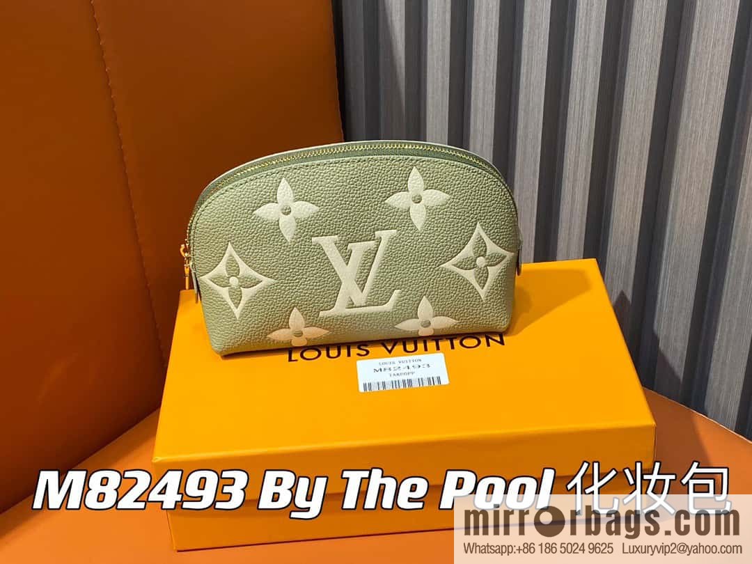 [Original single boutique] M82493 grass green silk screen, full leather pouch clutch bag series By The Pool pouch