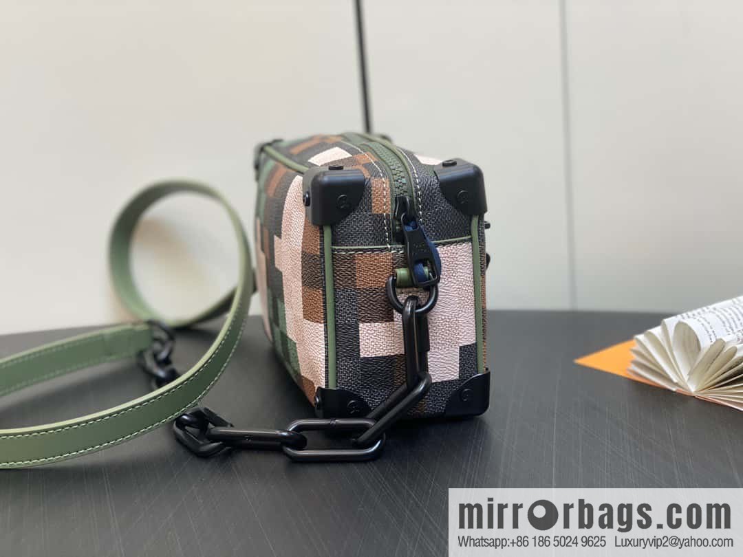 [Original order boutique] M24581 camouflage plaid men's bag box bag series Virgil Abloh 2024 early spring Mini SOFT TRUNK chain bag, M44735