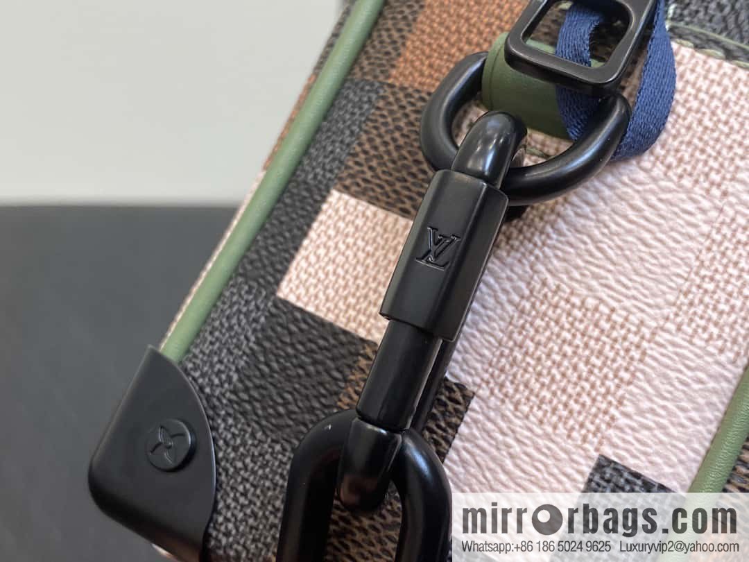 [Original order boutique] M24581 camouflage plaid men's bag box bag series Virgil Abloh 2024 early spring Mini SOFT TRUNK chain bag, M44735