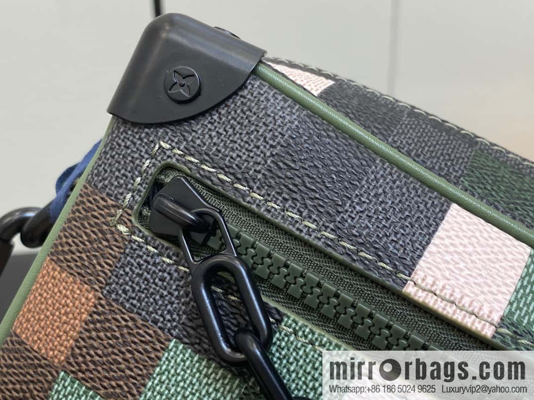 [Original order boutique] M24581 camouflage plaid men's bag box bag series Virgil Abloh 2024 early spring Mini SOFT TRUNK chain bag, M44735