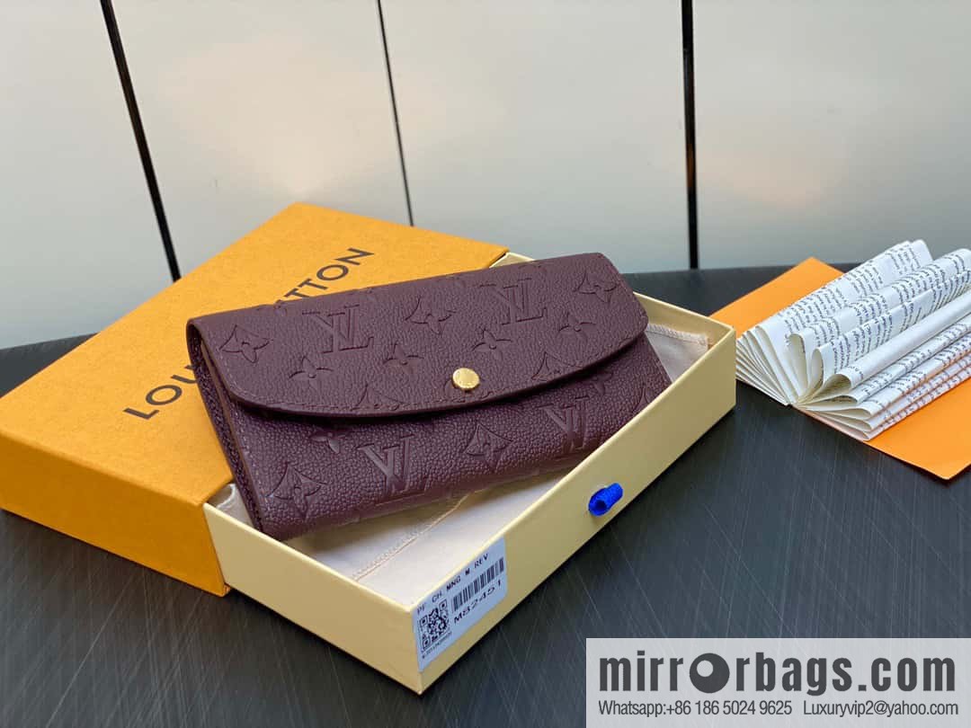 [Original single boutique] M82451 fuchsia, full leather flip wallet series Emily Wallett wallet