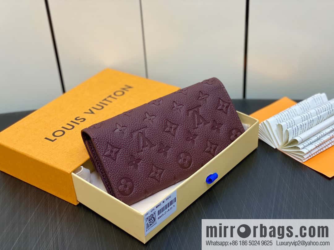 [Original single boutique] M82451 fuchsia, full leather flip wallet series Emily Wallett wallet
