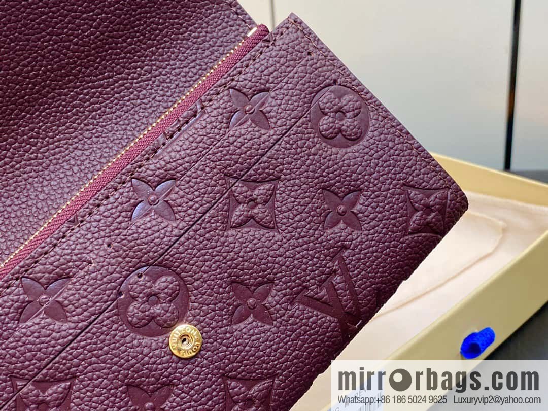 [Original single boutique] M82451 fuchsia, full leather flip wallet series Emily Wallett wallet