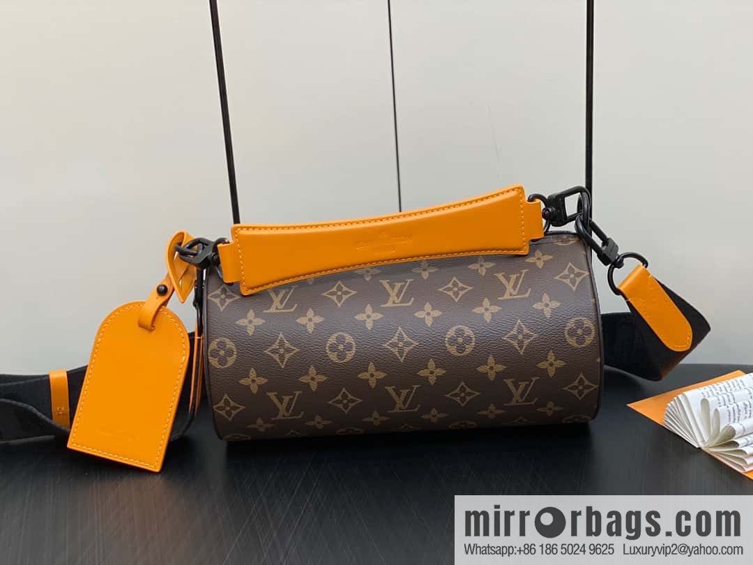 [Original order boutique] M46796 monogram cylinder bag men's bag series, this Soft Polochon small handbag