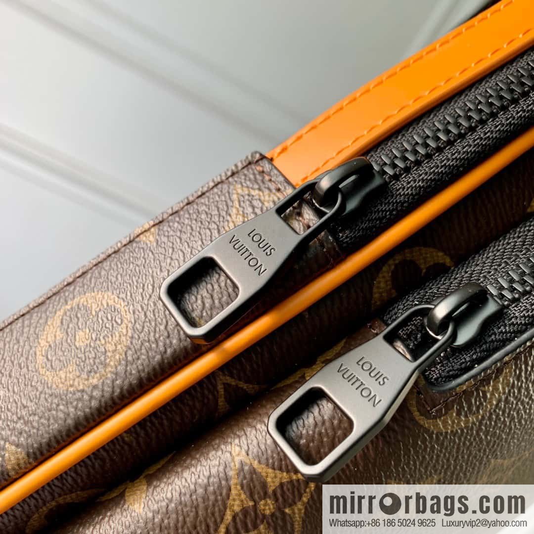 M46718 monogram yellow leather, this Avenue shoulder bag breast bag