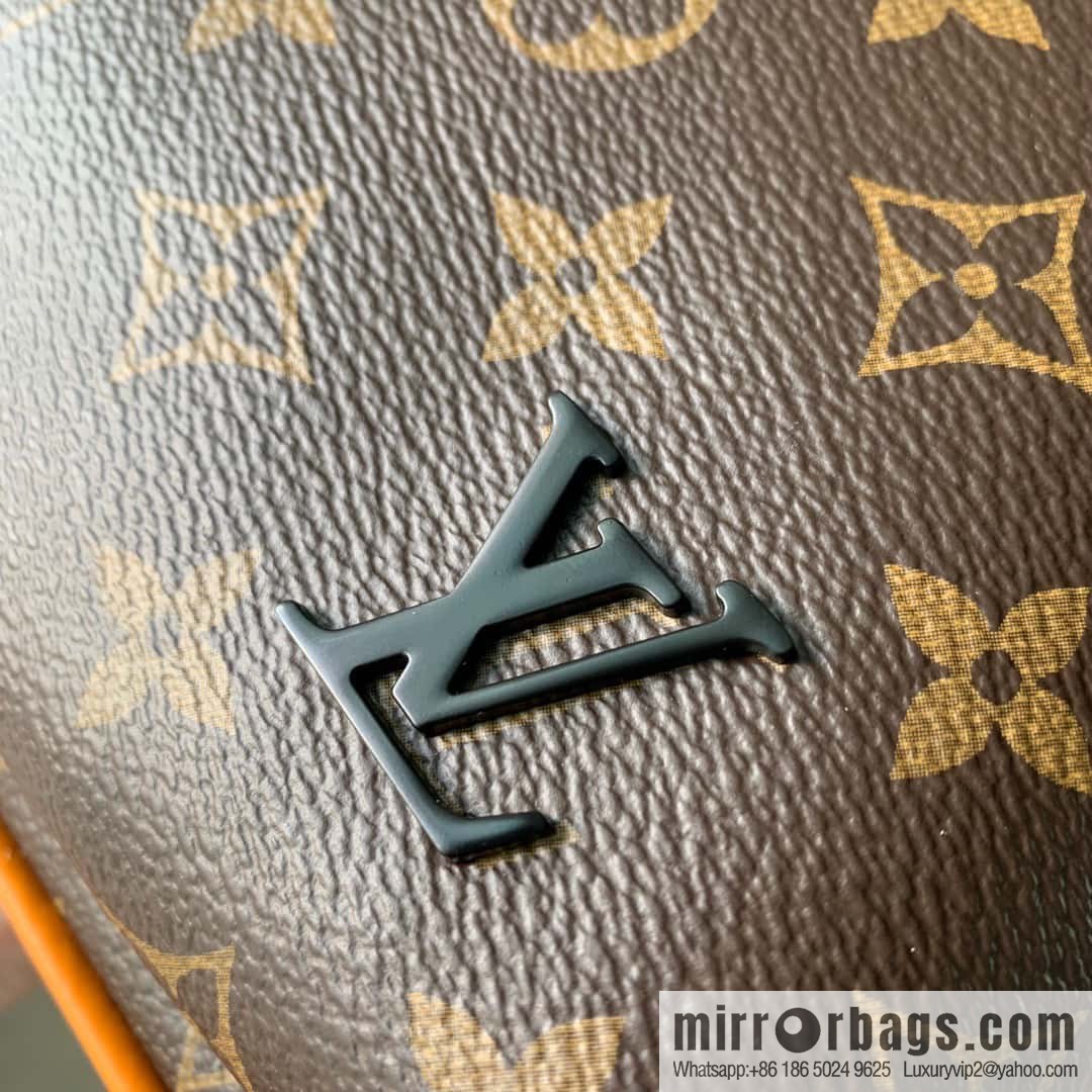 M46718 monogram yellow leather, this Avenue shoulder bag breast bag
