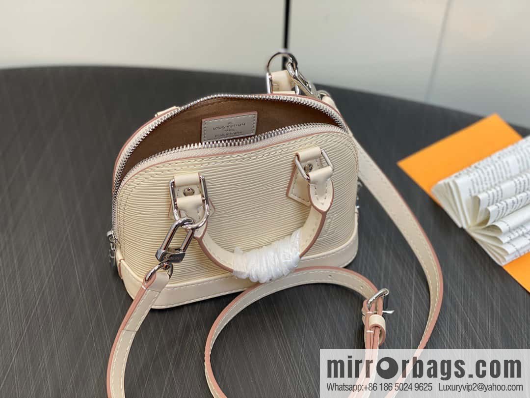 [Original order boutique] M81945 beige epi shell bag series NANO ALMA handbag M82411 Nano Alma handbag