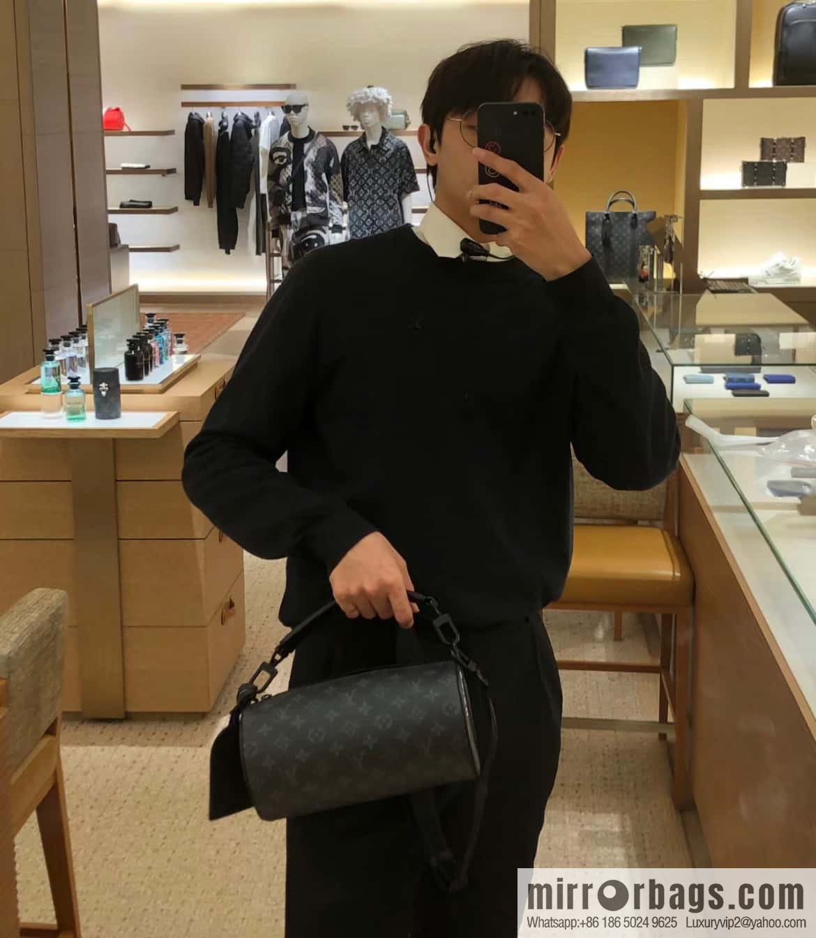 [Original order boutique] M46796 black flower, cylinder bag men's bag series, this Soft Polochon small handbag.