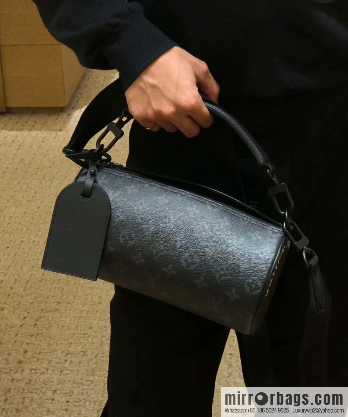 [Original order boutique] M46796 black flower, cylinder bag men's bag series, this Soft Polochon small handbag.