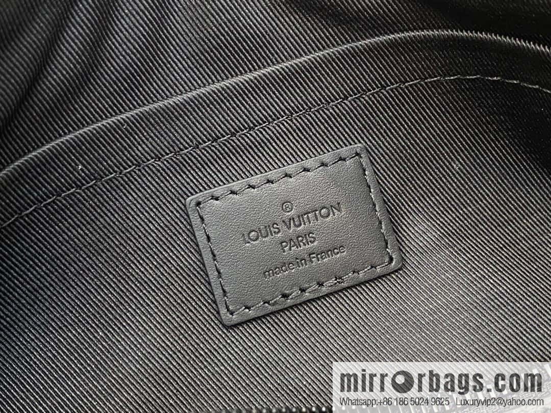 [Original order boutique] M46796 black flower, cylinder bag men's bag series, this Soft Polochon small handbag.